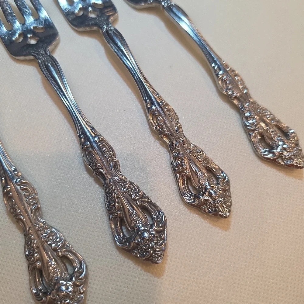 Vintage Oneida Michelangelo Stainless Steel Dessert Fork Set Of 4